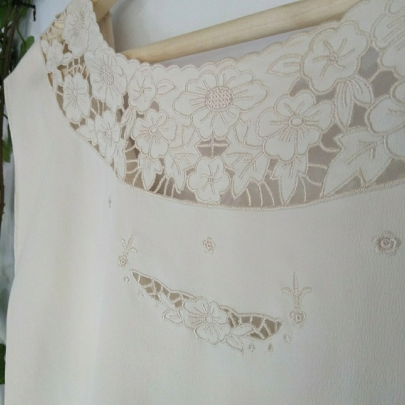 LC Lauren Conrad top - Picture 2 of 7